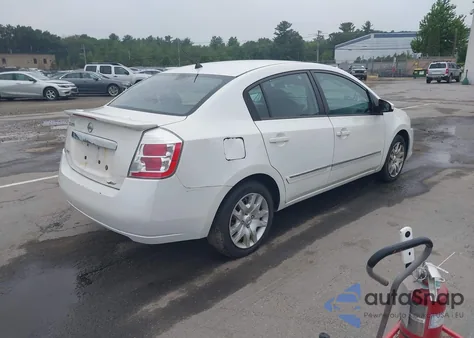 2011 Nissan Sentra 2.0S z USA, uszkodzony, nr VIN 3N1AB6AP6BL693937